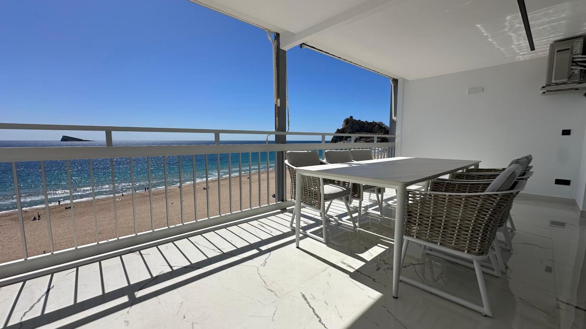 Esmeralda, Beachfront Poniente, 1st Line Frontal Seaview, Ocean Terrace Апартаменты Бенидорм